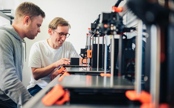 Das Team des FabLab kann auf individuelle Anforderungen beim Prototyping eingehen.